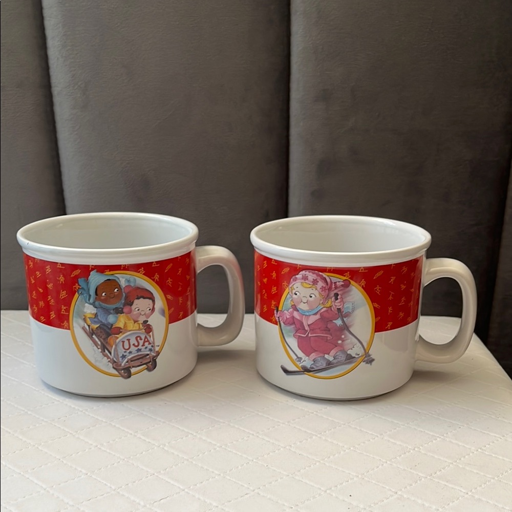 Campbell Vintage 2002  Red and White Mugs with Character